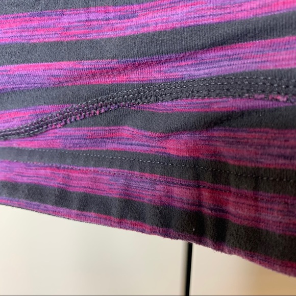 Lululemon Racer Back Striped Sports Bra - Picture 3 of 12